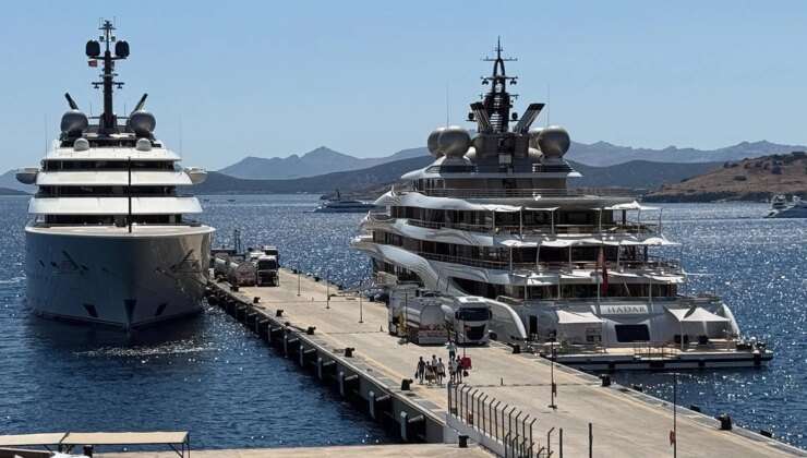 Bodrum’a demir atan iki lüks yat, toplam 615 ton yakıt aldı