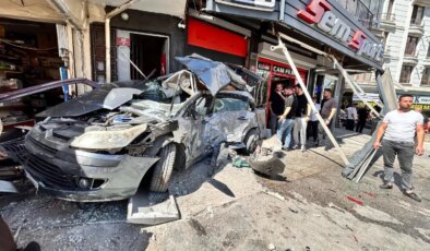 Ankara’da korkunç kaza! EGO otobüsü iş yerine daldı, çok sayıda yaralı var
