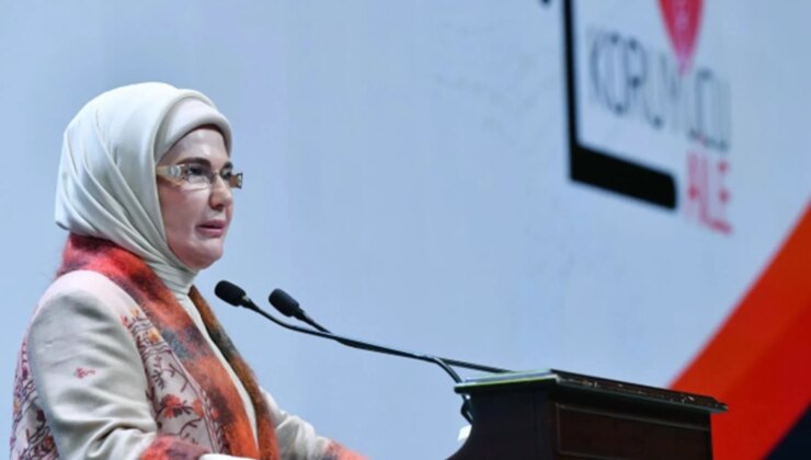 Emine Erdoğan, “Gönül Elçileri Koruyucu Aile Vizyon Çalıştayı Kapanış Programı”nda konuştu