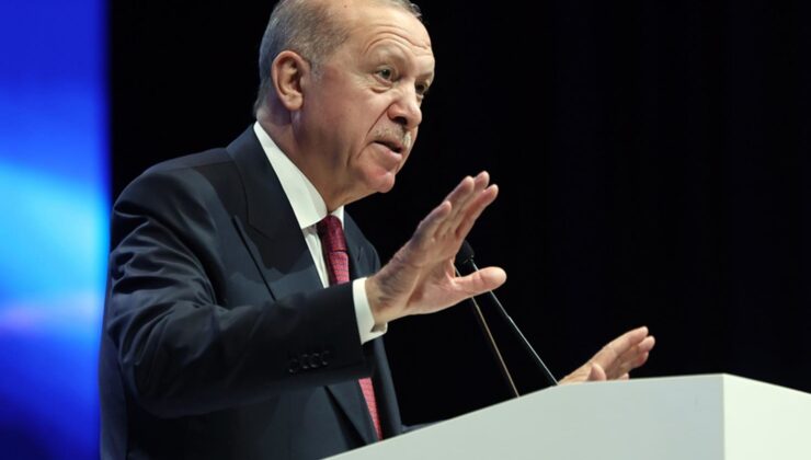 Cumhurbaşkanı Erdoğan’ın 50 yıllık yol arkadaşı açıkladı: Referanduma gideceğiz