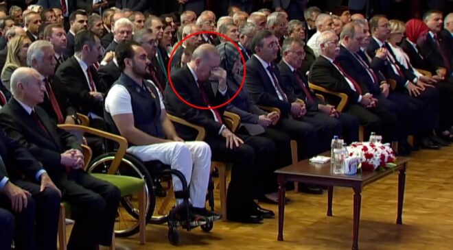 15 Temmuz Anma Töreni’ne katılan Cumhurbaşkanı Erdoğan’ın duygusal anları