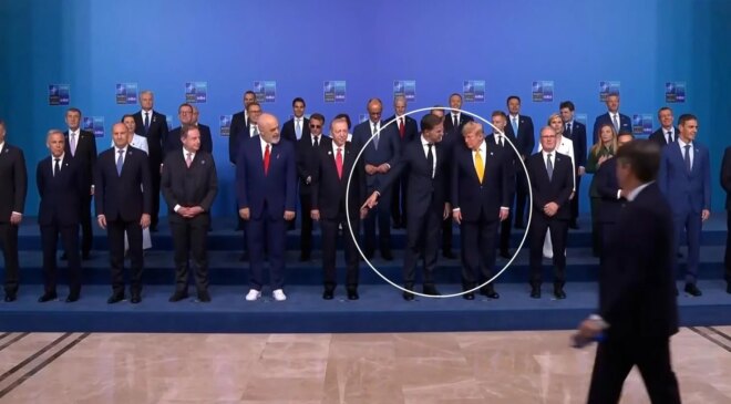 Aile fotoğrafına damga vuran an! Rutte espri yaptı, Rama’nın yüzü düştü