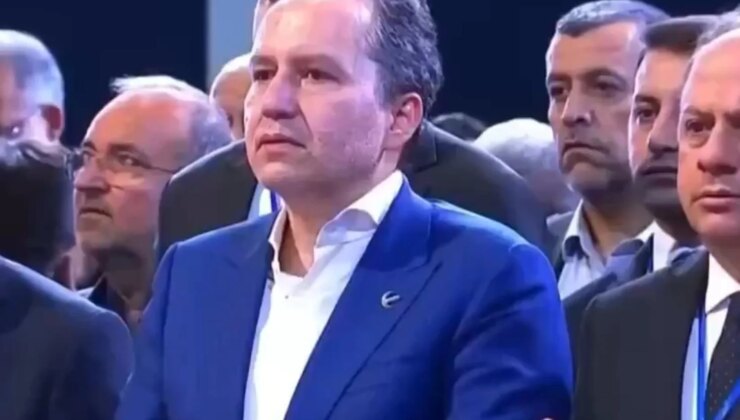 Hamaney’in cenaze töreninde Erbakan gözyaşlarını tutamadı