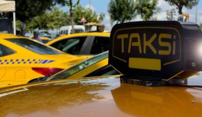 Taksi şoförünün yolcusuna attığı cinsel içerikli mesajlar ortaya çıktı