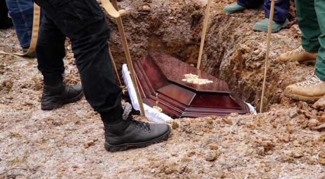 Hapse girmemek için kendi cenazesini düzenledi! Sonu umduğu gibi olmadı
