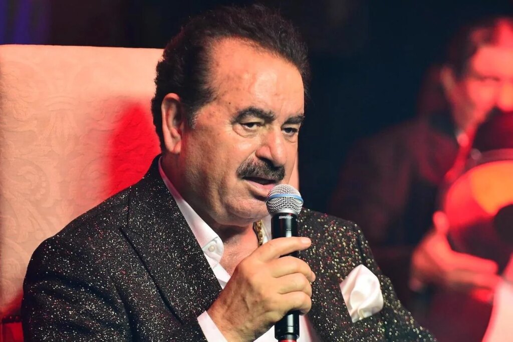 İbrahim Tatlıses hastane bahçesinde