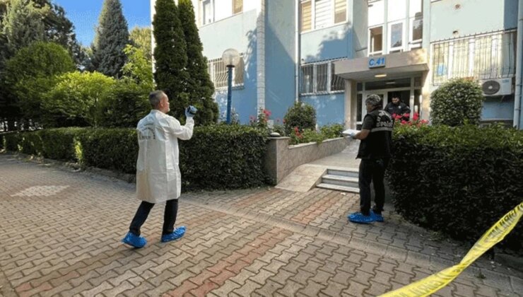 İlçe ayakta! Yaşlı kadın evinde boğazı kesilmiş halde bulundu