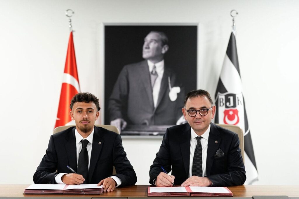 Beşiktaş, İlhan Fakılı ile 4 Yıllık Sözleşme İmzaladı