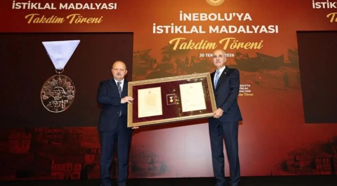 İstiklal Yolu’nun kahraman ilçesine Meclis’te tarihi tören