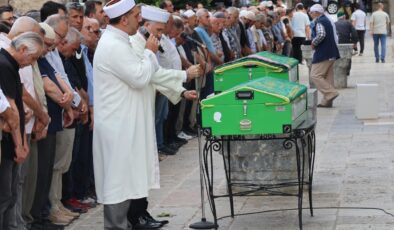 Kadere bak! Farklı şehirlerde yaşayan anne ve oğlu 2 saat arayla vefat etti