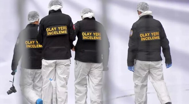 Koku sebebiyle yapılan kontrolde ağaca asılı ceset bulundu
