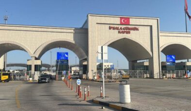 Komşudaki eylem sınır kapılarını durdurdu: Giriş-çıkışlar sınırlandırıldı