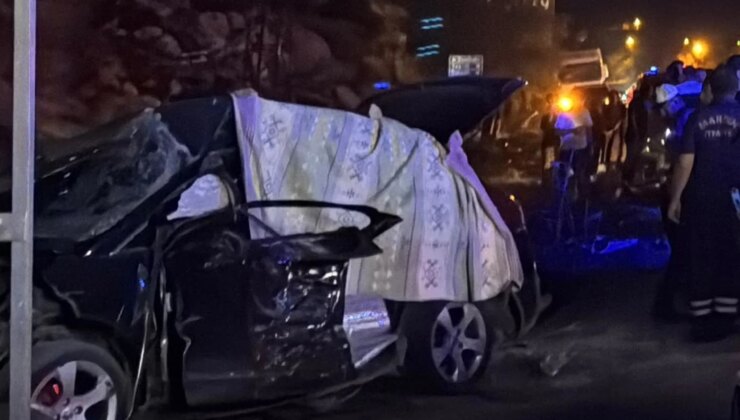 Mardin’de otomobil ile kamyon kafa kafaya: 2 ölü, 6 yaralı