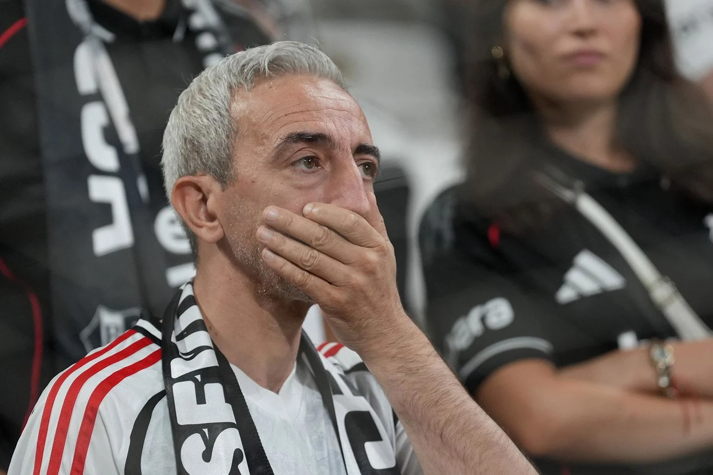 kritik maca gunler kala besiktasi yikan haber yildiz isim sakatlandi 20074050 84