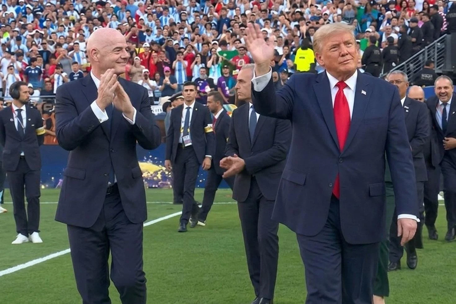 kupayi vermek icin sahaya cikan trump hayatinin sokunu yasadi 20068190 87
