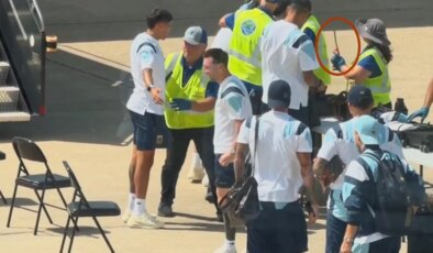 Messi’nin neden gülme krizine girdiği belli oldu! Takım arkadaşının valizinden çıktı