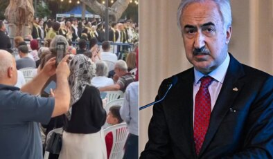 Mezuniyet törenine damga vuran protesto! Öğrenciler rektöre sırtını döndü