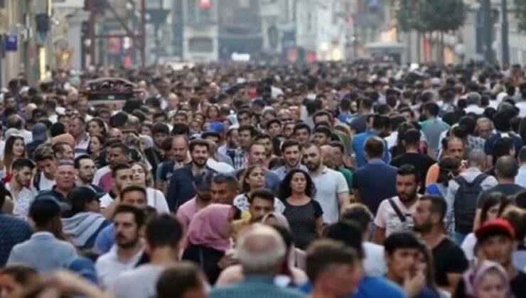 İstanbul’da 20 ilçeye 9 saat elektrik verilemeyecek