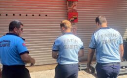 Mühürlü boş dükkandan yayılan kötü koku ekipleri harekete geçirdi