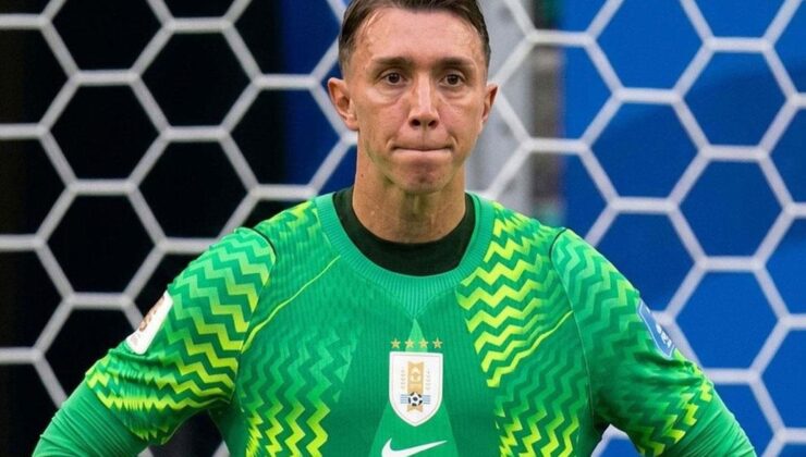 Muslera’dan yürek burkan sözler: Acı çekiyorum, böyle bir şey beklemiyordum