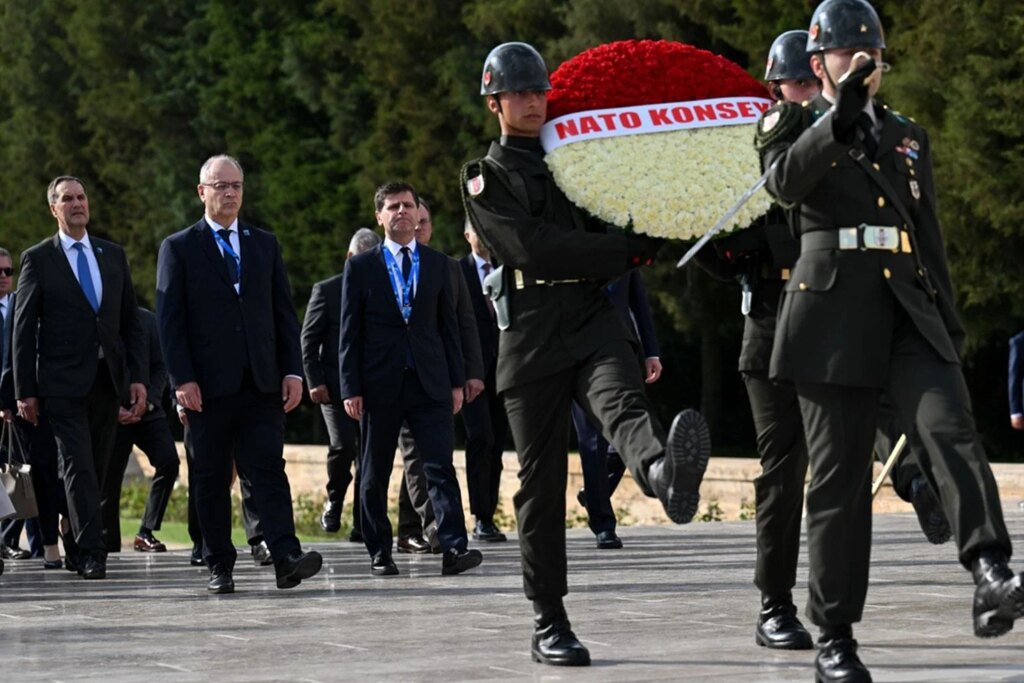 NATO Heyeti Yarın Anıtkabir'i Ziyaret Edecek