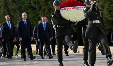 NATO heyeti Anıtkabir’i ziyaret etti