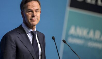 Rutte, Türkiye’nin savunma sanayisini öve öve bitiremedi