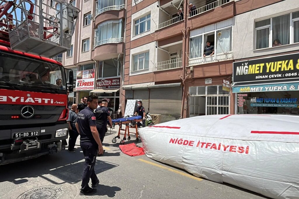 Niğde'de nişan atma kavgası: Nişanlısını yaralayıp rehin aldı