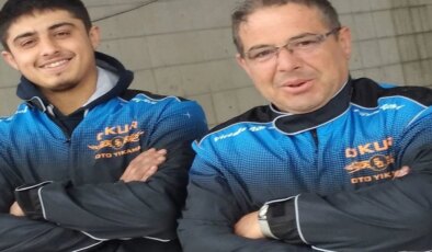 Oğlunu kurtarmak isterken o da akıma kapıldı: 2 ölü