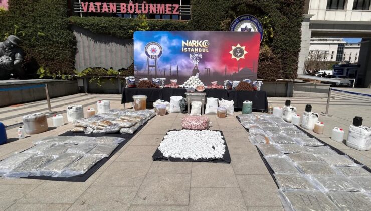 Suç örgütlerine yönelik operasyonlarda ele geçirildiler: Emniyette böyle sergilendiler