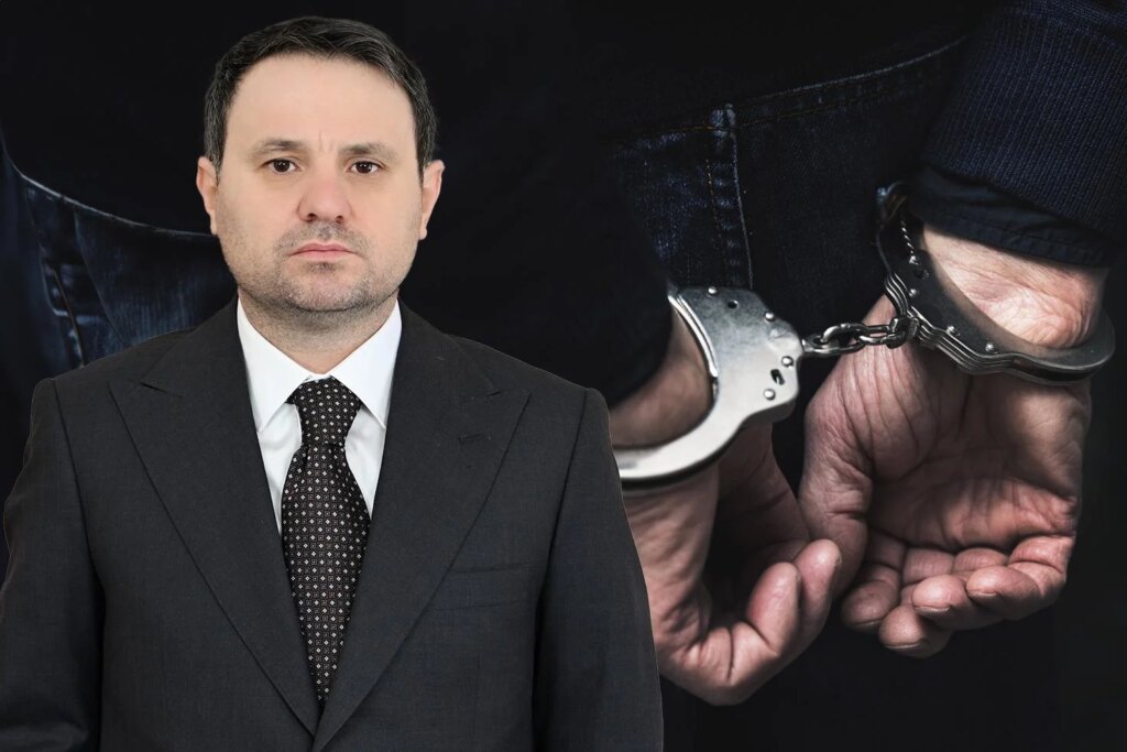Sahte evrak çetesine 8 ilde operasyon: 50 gözaltı