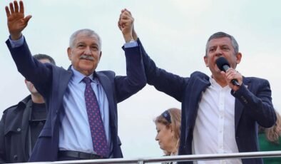 Özgür Özel yanıt verdi: Zeydan Karalar Yeni Parti’ye geçecek mi?
