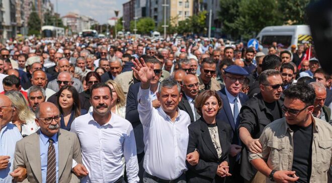 Özgür Özel’den yeni parti açıklaması: Sabrın taştığı yerde yeni partiyi kurarız