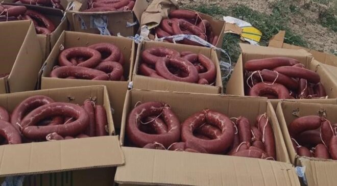 Aydın’da piyasa değeri 2 milyon lirayı bulan tonlarca tağşişli ürüne el konuldu