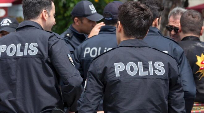 NATO Zirvesi için düğmeye basıldı! Polis üniformalarında dikkat çeken değişiklik