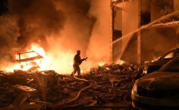 Kritik görüşmeden saatler önce: Rusya, Kiev’deki askeri sanayi tesislerine saldırı düzenledi
