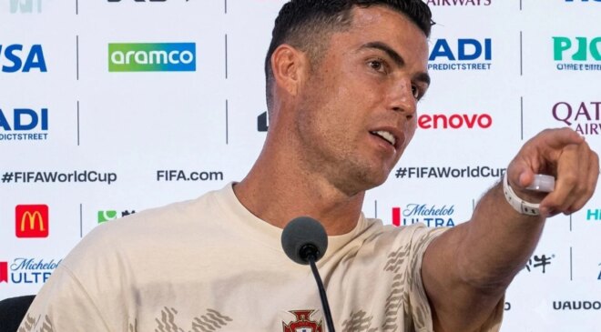 Cristiano Ronaldo’dan gazetecilere fırça