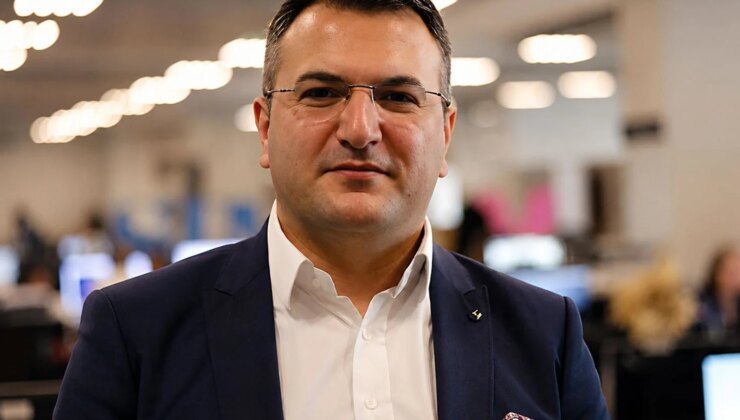Gazeteci Cem Küçük gözaltına alındı