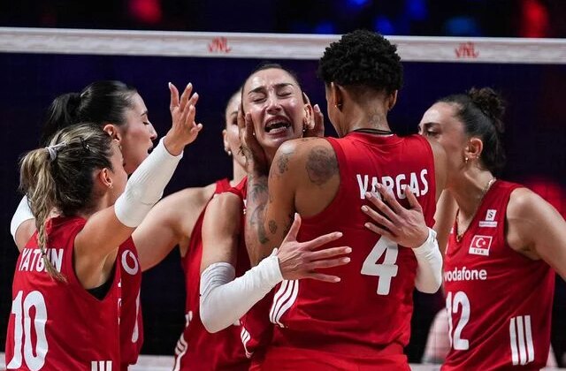 Tarih yeniden yazıldı! Filenin Sultanları, Milletler Ligi şampiyonu