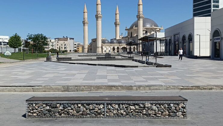 Şanlıurfa’da kavurucu sıcak: 48 derece