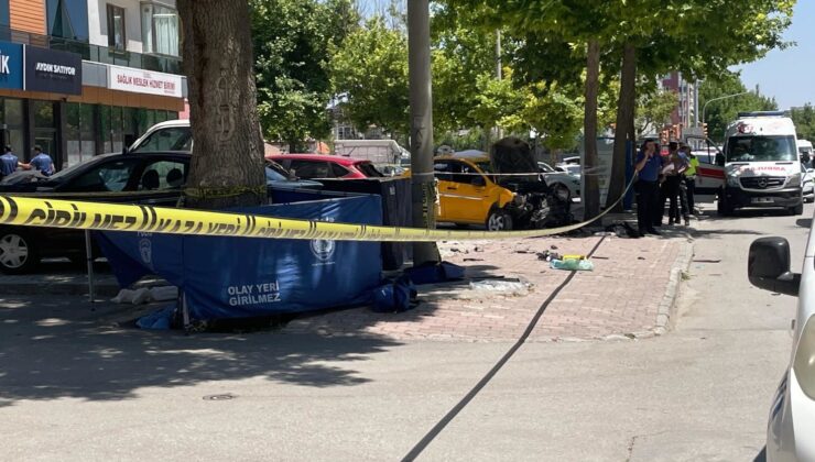 Konya’da kahreden kaza: Ticari taksi, kaldırımdaki anne-kızı hayattan kopardı