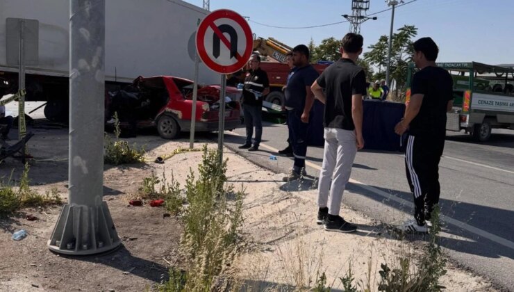 Tır ile otomobil çarpıştı: 2 ölü, 2 yaralı