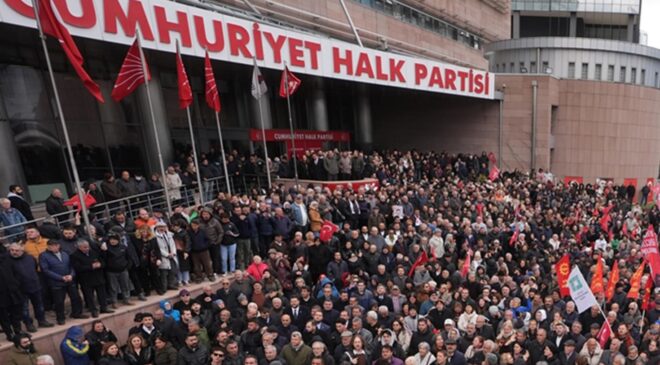 Diyarbakır’da 685 kişi CHP’den istifa etti