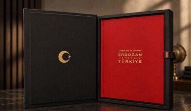 Erdoğan’dan NATO liderlerine imzalı kitap hediyesi