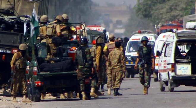 Pakistan’da polis kontrol noktasına saldırı: 9 polis öldü, 28 polis yaralandı