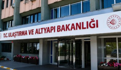 Ulaştırma ve Altyapı Bakanlığı Bakan Yardımcılığına Ahmet Hamdi Atalay atandı