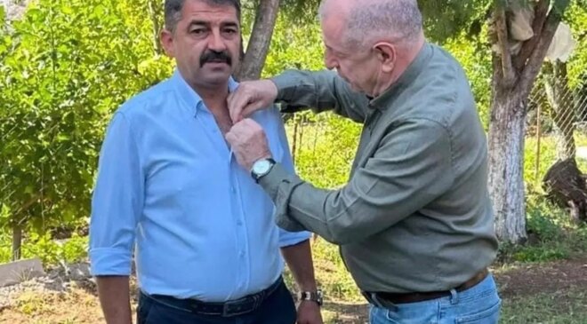 Ümit Özdağ rozet taktı, CHP’li başkan transferi jet hızında yalanladı