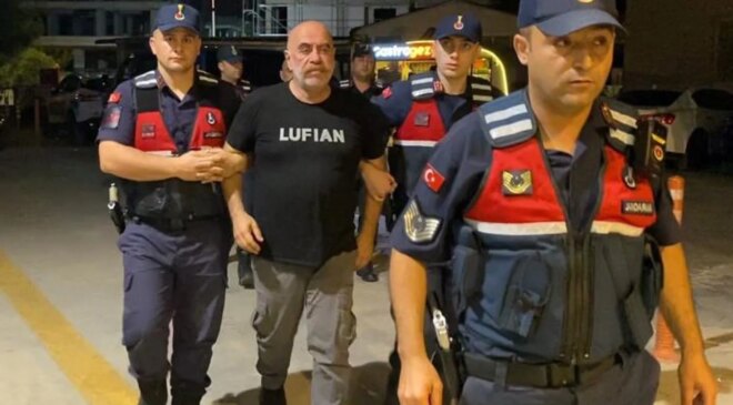Ünlü yönetmen Ezel Akay uyuşturucu operasyonunda gözaltına alındı