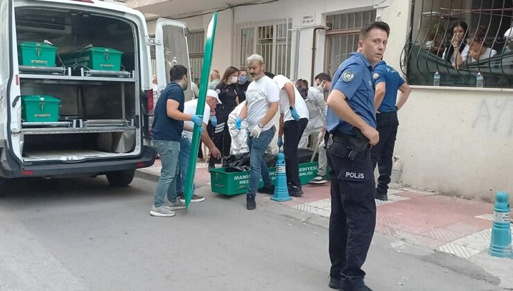 Manisa’da kötü koku gelen evde, kardeşinin cesediyle 2 gün yaşamış
