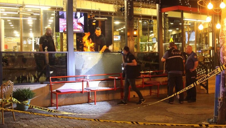 Kebapçıya kurşun yağdırdılar: Yemek yiyen 4 kişi yaralandı